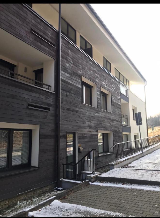 Utulny Apartman Triangel 50M Od Lyziarskeho Vleku Zahradky Donovaly Dış mekan fotoğraf